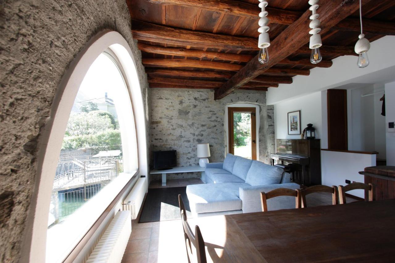 House On The Lake Shore Of Laglio Exterior foto
